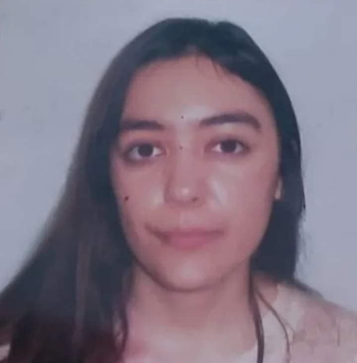 Es de La Plata, viajó a Bariloche y no saben nada de ella: misterio y desesperada búsqueda