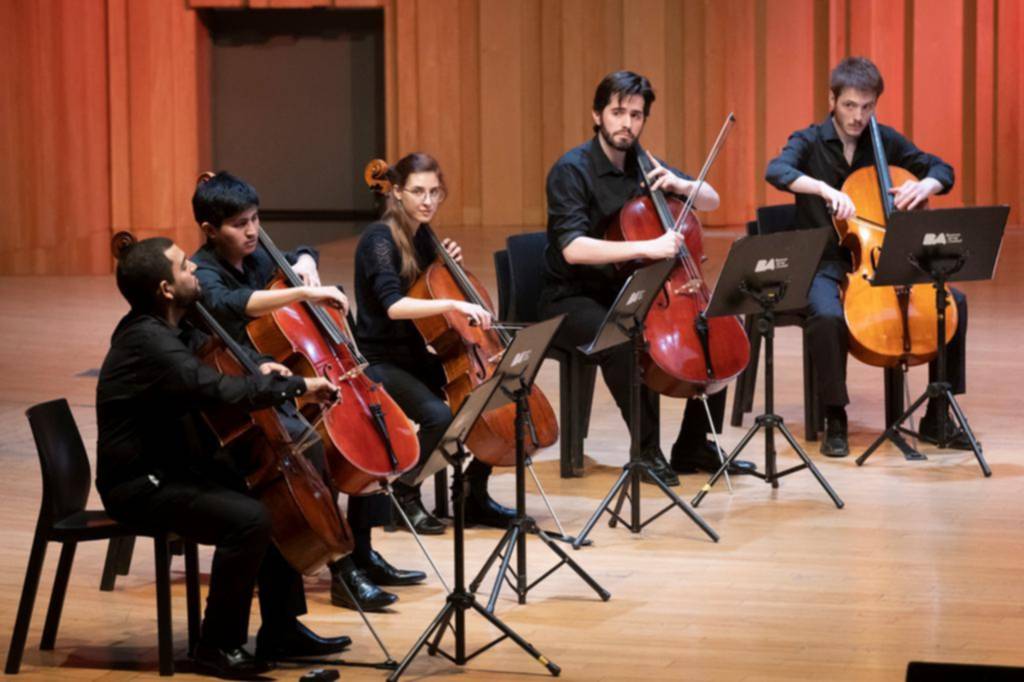 Música de Cámara: llegan los “12 violoncellos de Buenos Aires”