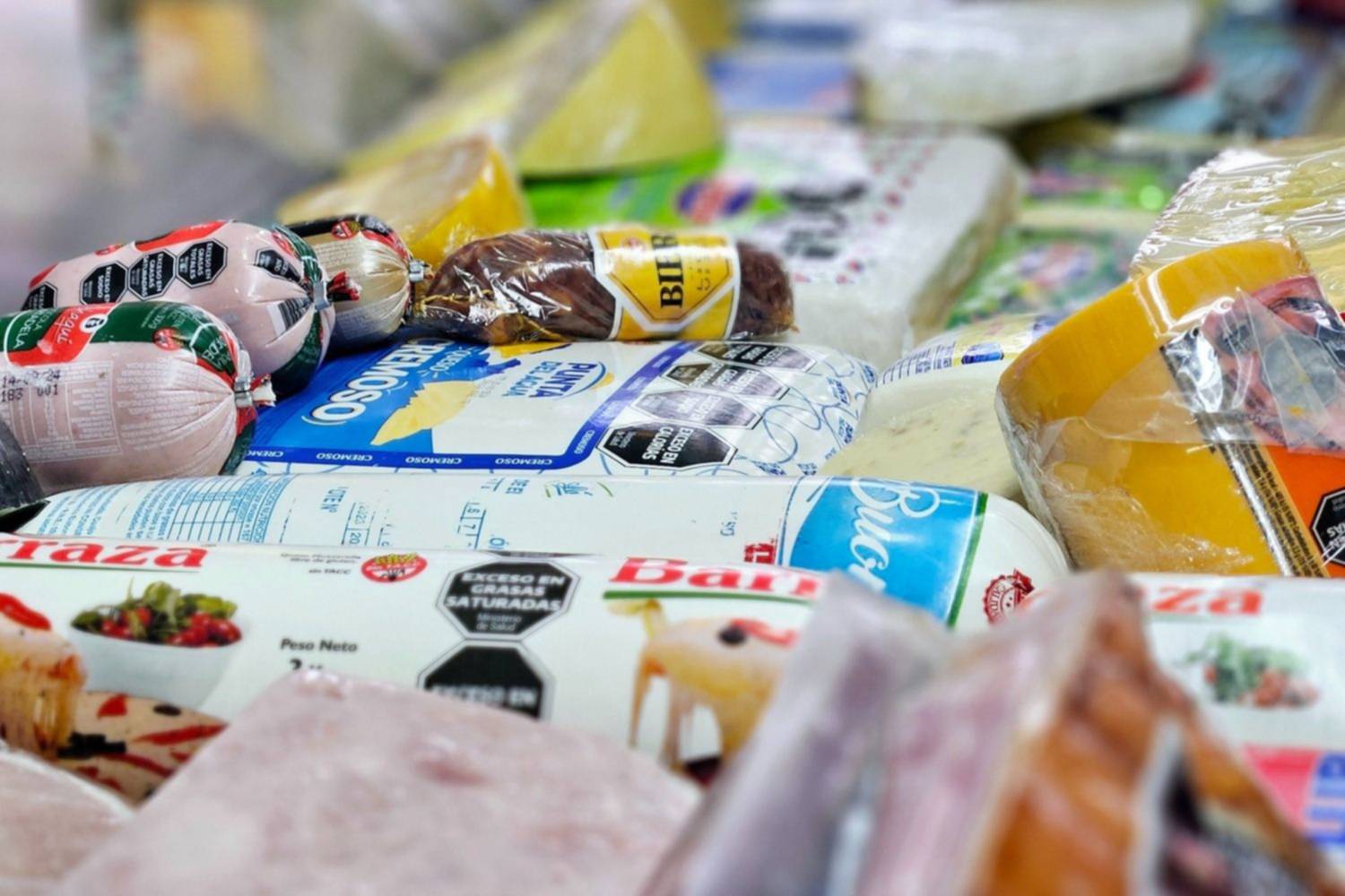 Más alimentos que sólo parecen: tienen algo del producto y cuestan menos