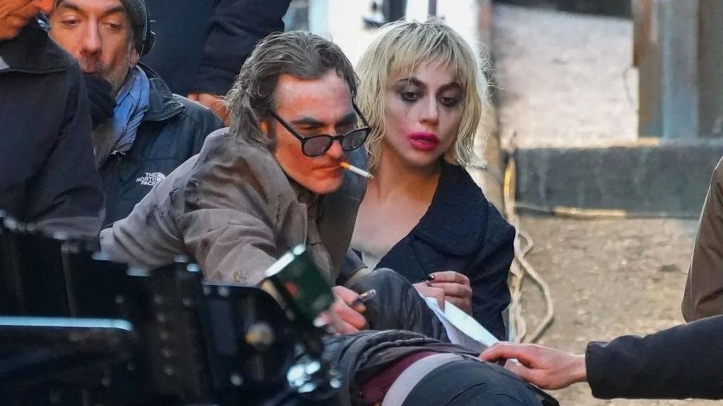 Joaquin Phoenix cantó delante de Gaga y ella ¡escupió el café!