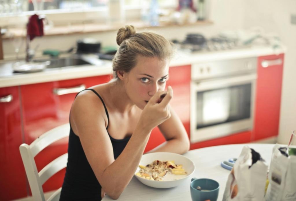 ¿Se salda el debate entre comer o ayunar?: claves para entender los planes de alimentación