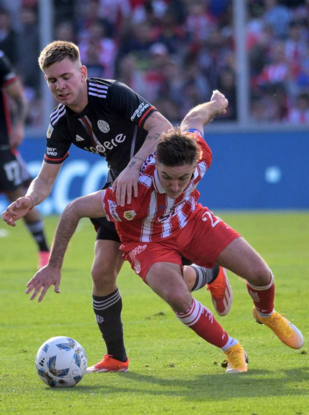 A la espera de Gallardo, River no pudo pasar del empate en su visita a Unión
