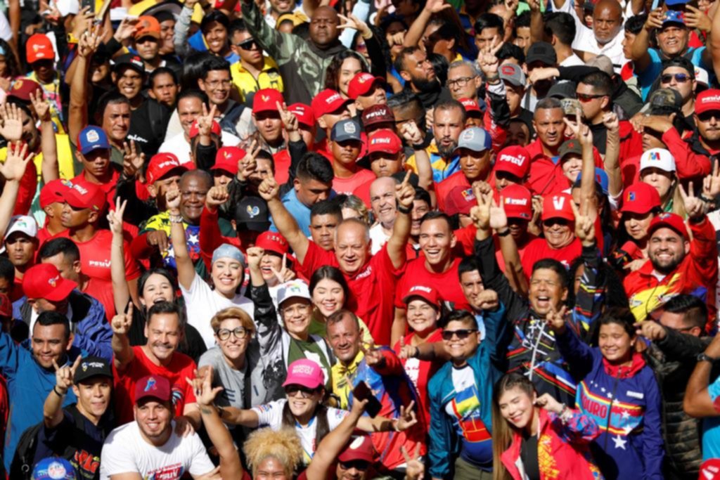 Durísima respuesta desde el gobierno de Maduro contra Cristina y el expresidente