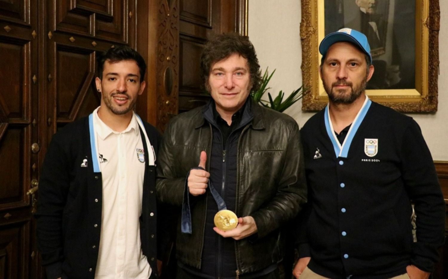 Milei recibió a "Maligno" Torres y lo invitó a saludar desde el balcón de la Casa Rosada