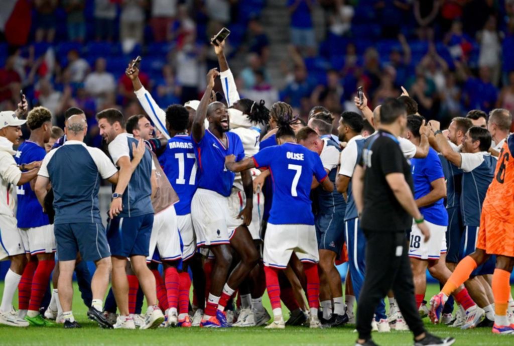 Francia y España ganaron y definirán la medalla de oro
