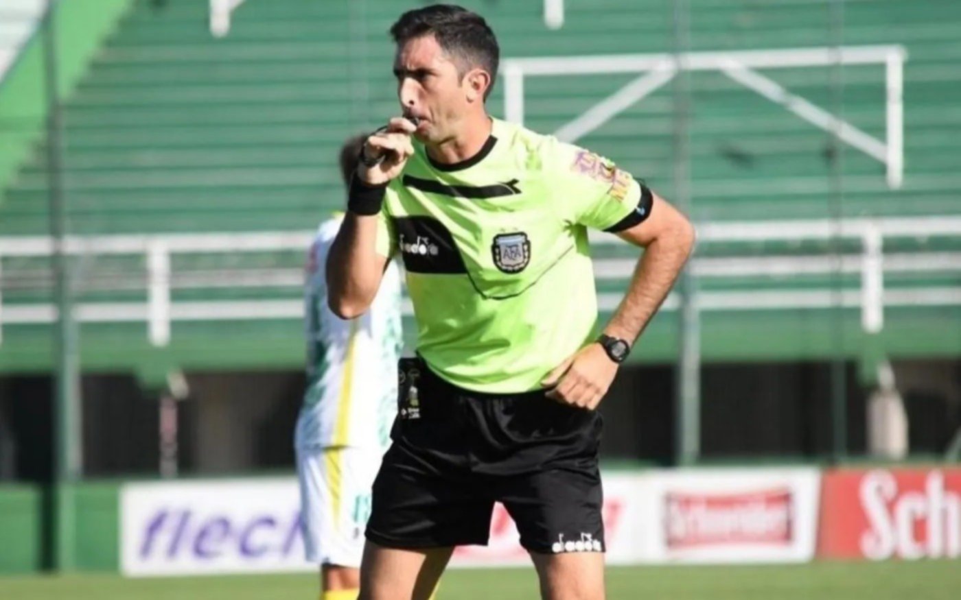 Guardia alta: árbitros para Gimnasia - Racing y Estudiantes - Independiente