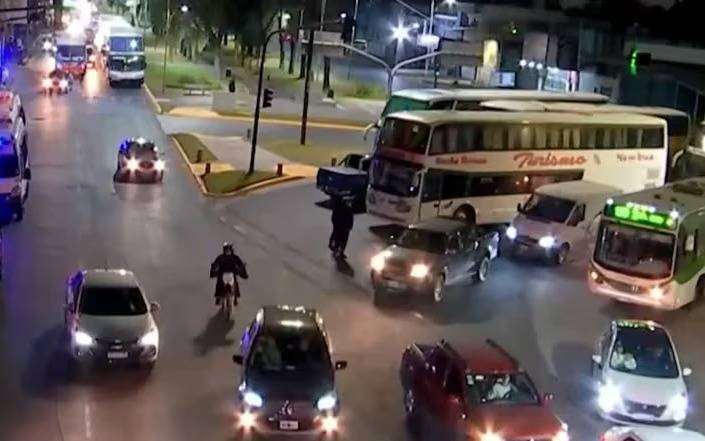 El Triángulo de Bernal fue un caos por paro de micros
