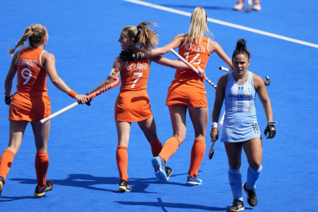 Las Leonas: ahora por un valioso premio consuelo, la medalla de bronce