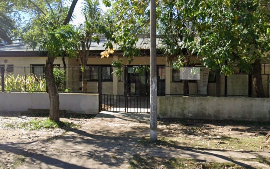 Seguidilla de robos, destrozos y clases suspendidas en una escuela de La Plata