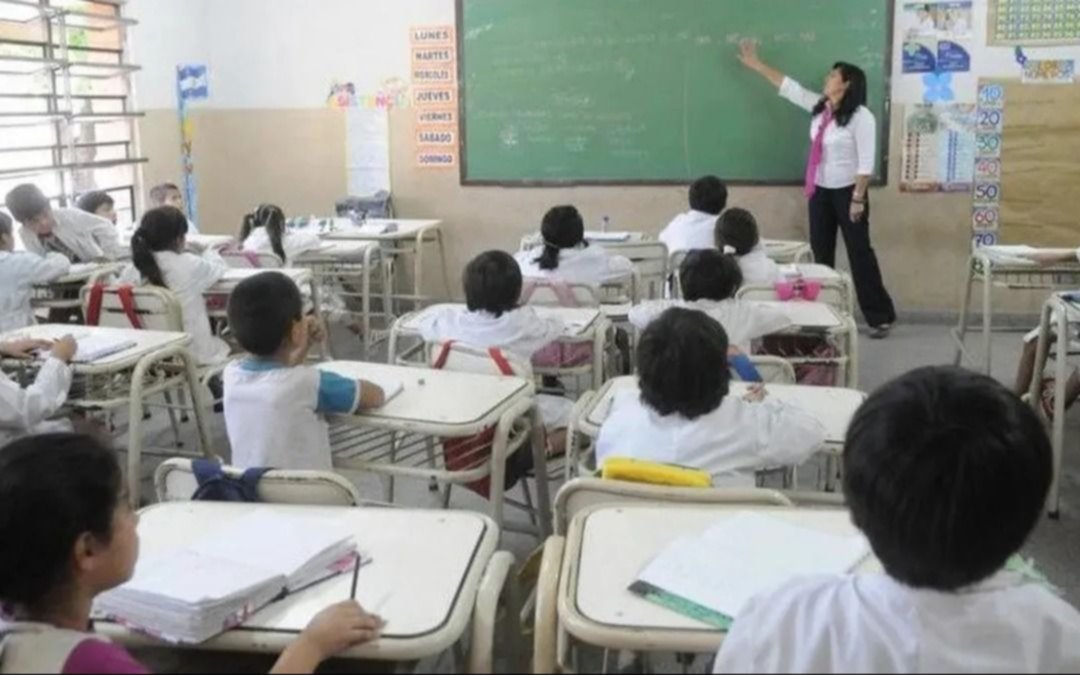 En las escuelas primarias, tres de cada diez maestros son suplentes