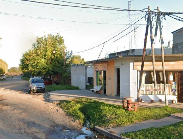 Ladrones violentaron una reja y desvalijaron un local de Los Hornos