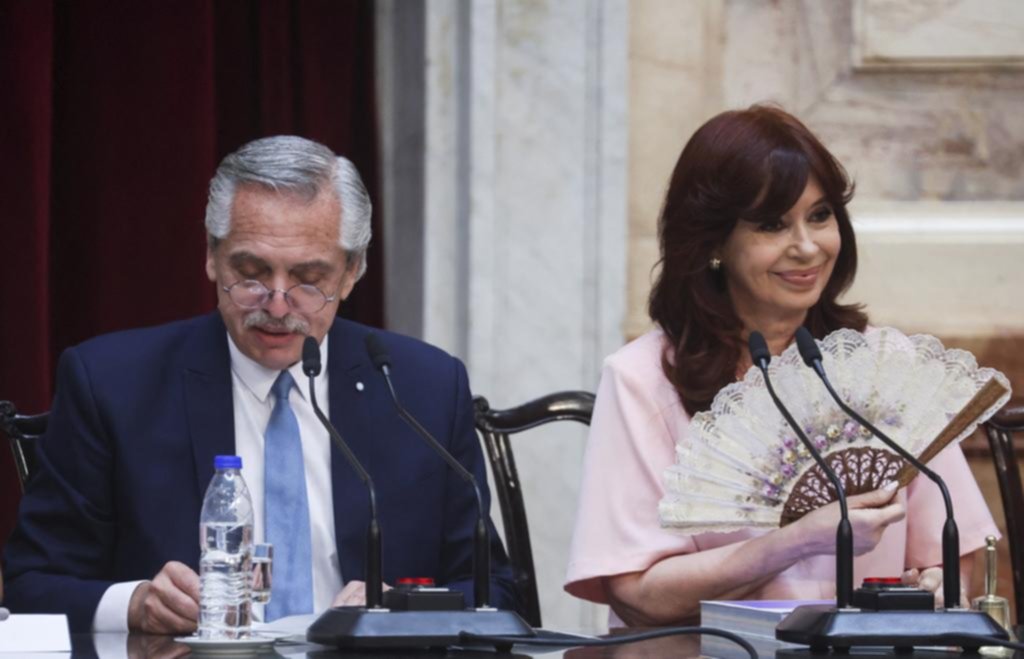 Cristina rompió su silencio y apuntó contra el exmandatario