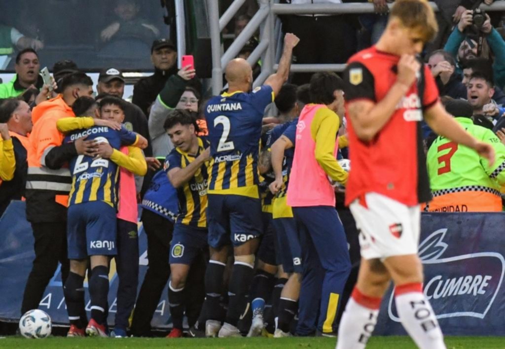 Central se quedó con un clásico agónico y muy caliente en Rosario