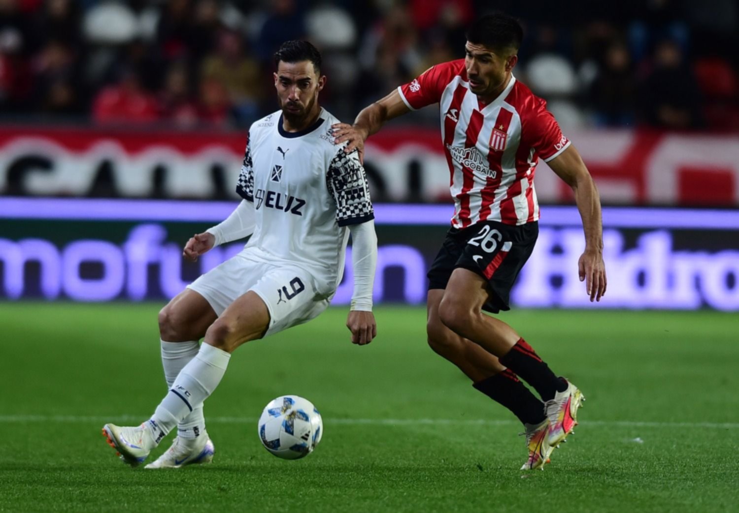 Estudiantes vs Independiente.- Impotente, sin inventiva y fallando en la marca, con esos rasgos el Pincha perdió jugando muy flojo ante el Rojo 2 a 0