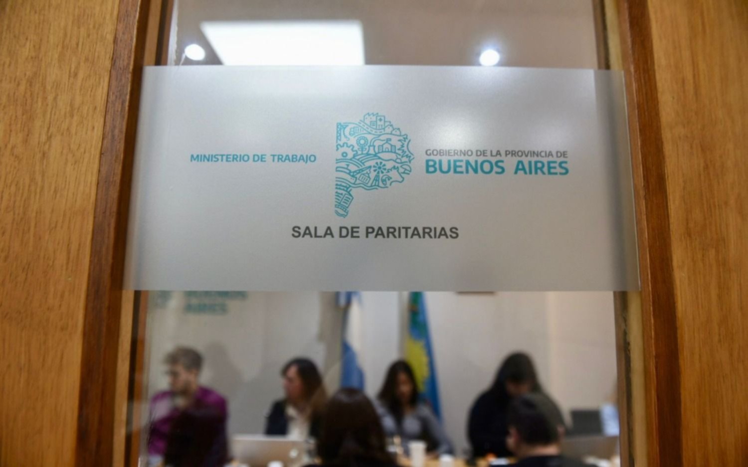 Paritaria bonaerense. La oferta salarial de la Provincia a los docentes: a cuánto se irían los sueldos en agosto y septiembre
