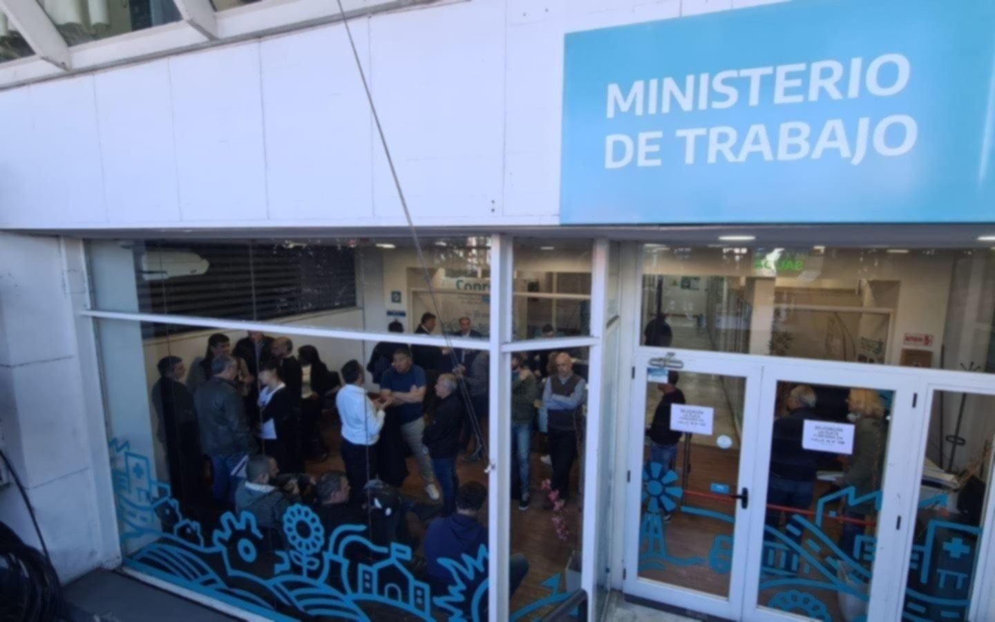 Paritaria bonaerense: cómo es la oferta de aumento salarial que Provincia ya le formuló a los estatales