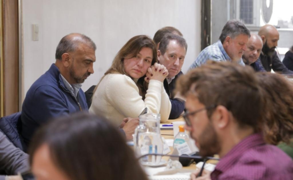 El impacto en el bolsillo de estatales y docentes: tendrán un aumento del 4,5% en agosto y del 4% en septiembre