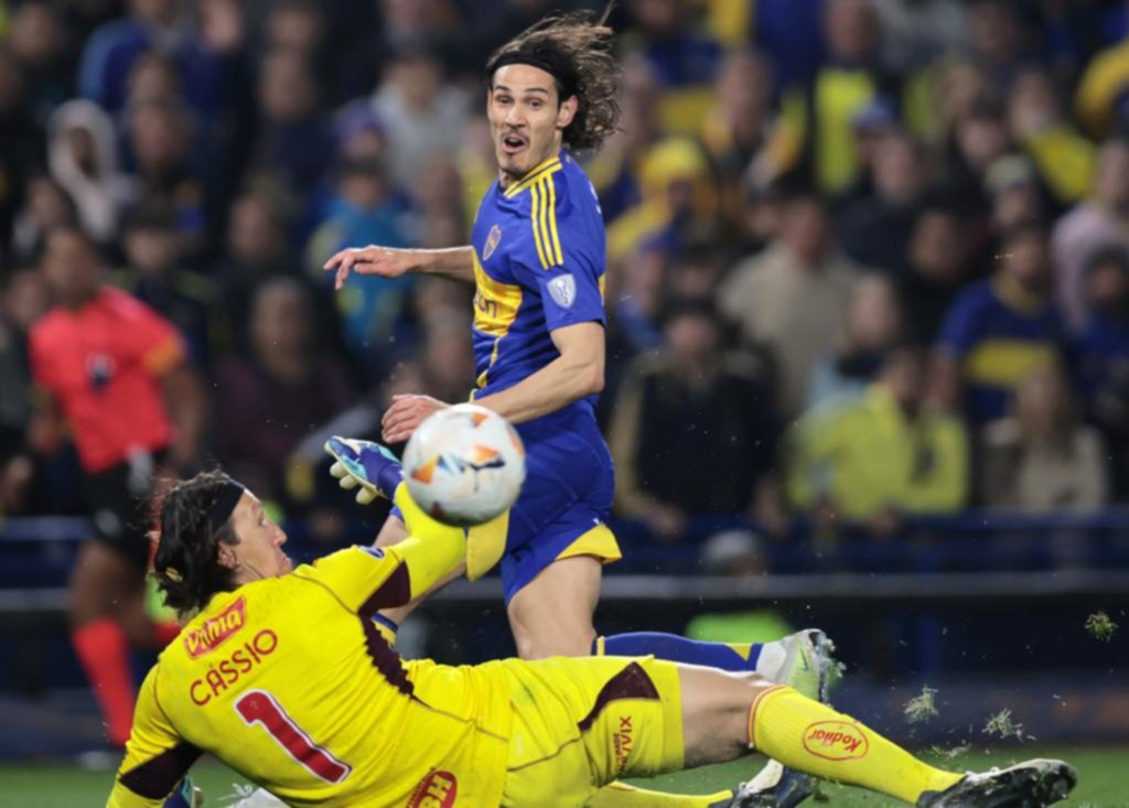 Cavani volvió a ser determinante para Boca