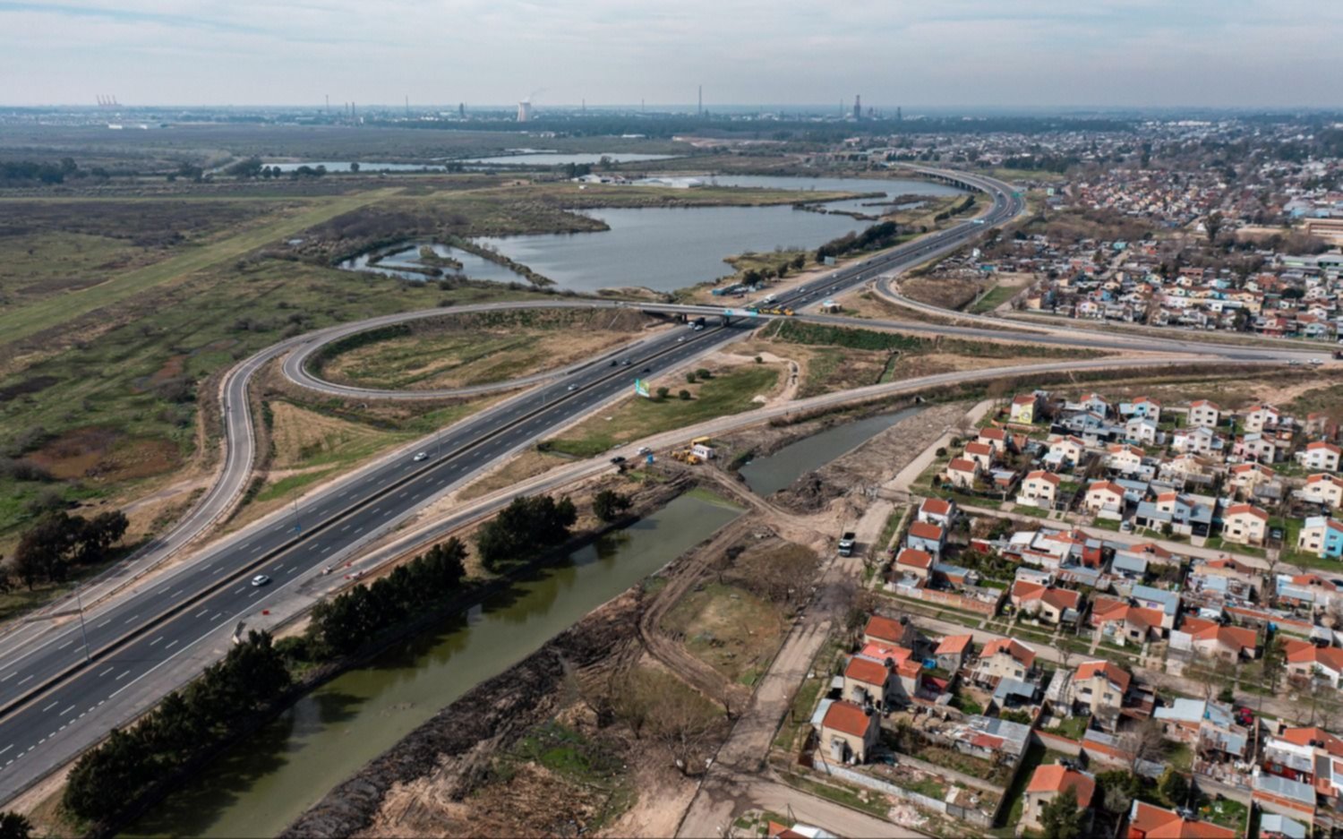 Avanzan con el tramo final de la obra hidráulica del distribuidor de la avenida 520 