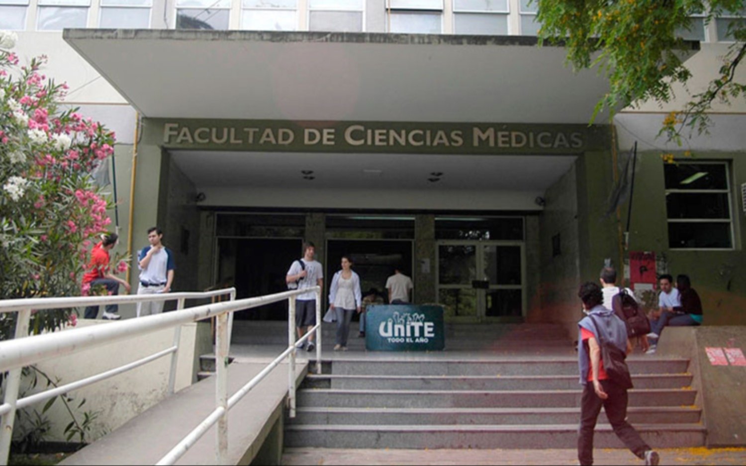 Medicina de la UNLP: el drama de estudiantes a punto de recibirse por las prácticas obligatorias