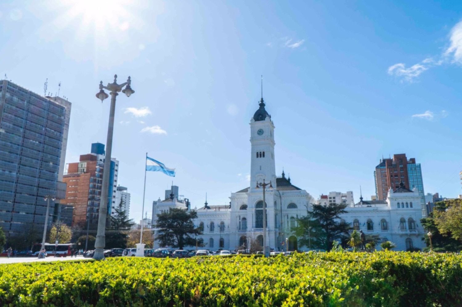 Así será el nuevo aumento salarial a empleados municipales de La Plata