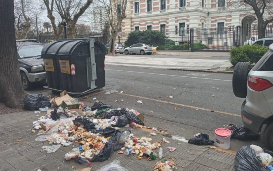 Vecinos de La Plata reclaman por un basural