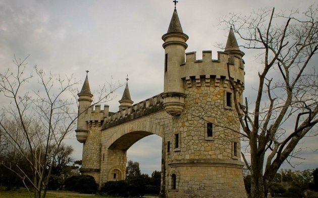 Parque Pereyra: una pareja detenida por “exhibiciones obscenas” 