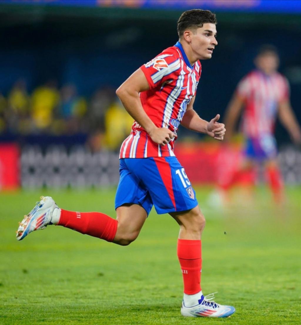 El Atlético empató en el estreno de Julián Álvarez