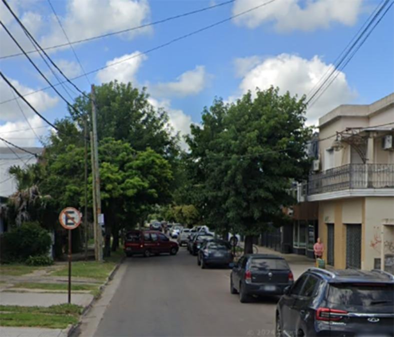 “Un combo delictivo en City Bell”: vaciaron dos oficinas en una cuadra