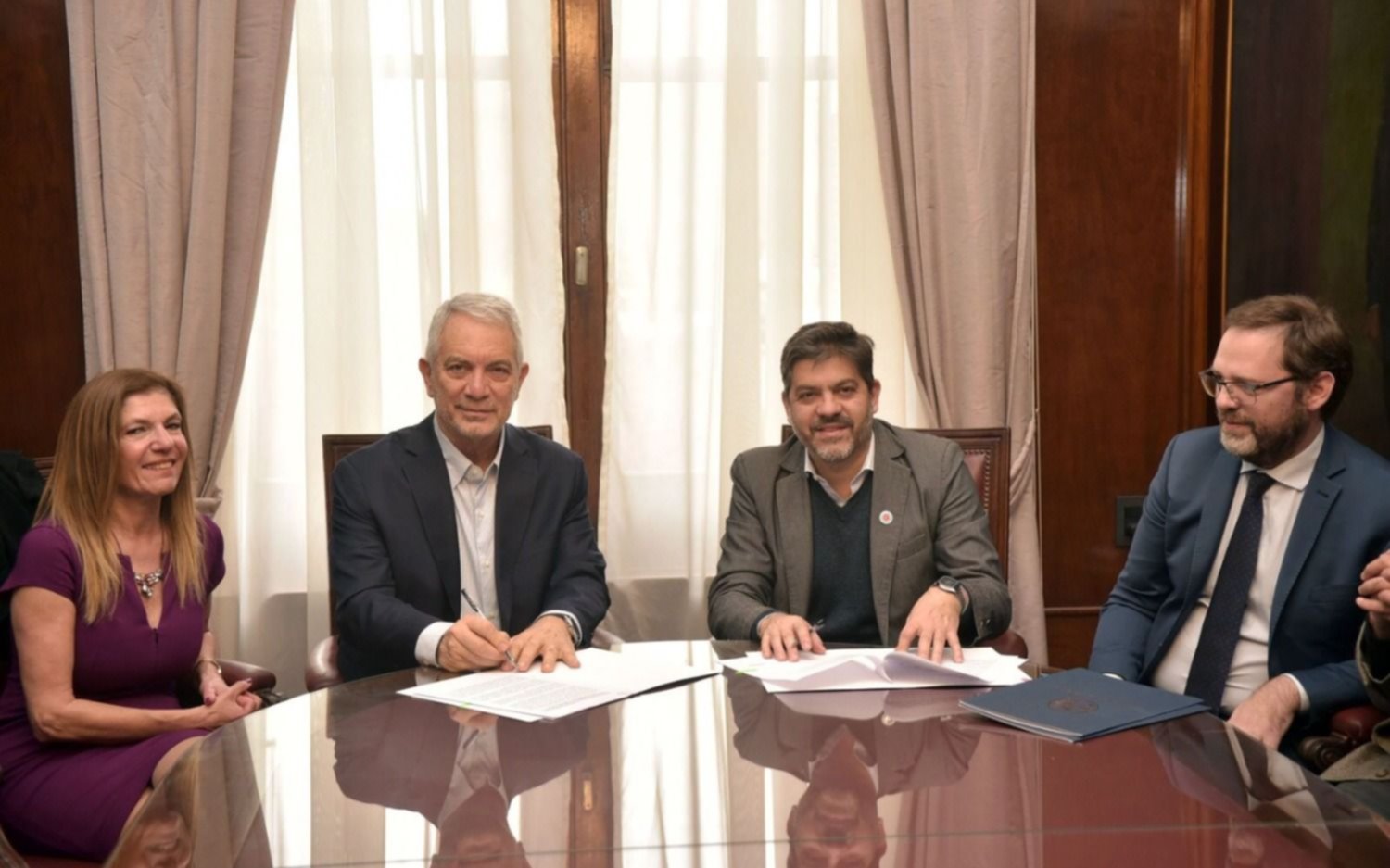Convenio para digitalizar la gestión municipal en La Plata