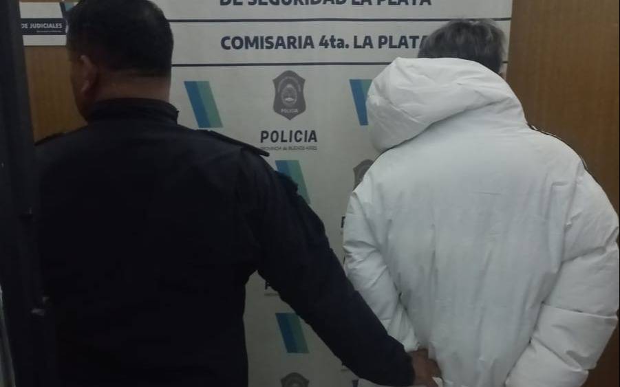 Robaron una bicicleta en La Loma: un detenido en un operativo cerrojo y dos prófugos
