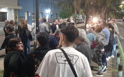 Vecinos de Los Hornos realizarán una "caravana" y un "alarmazo" para exigir más seguridad