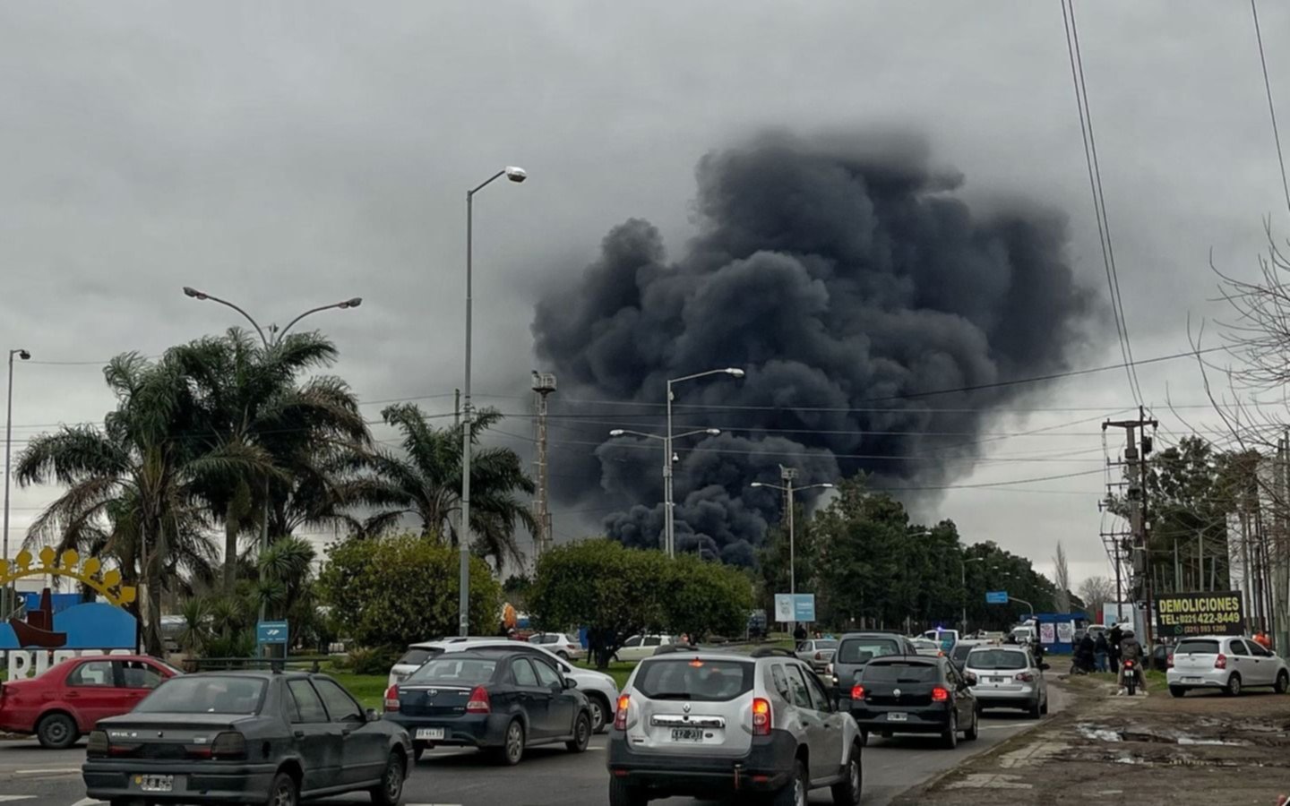 Incendio en YPF: "Lo que se quemó es petróleo crudo"