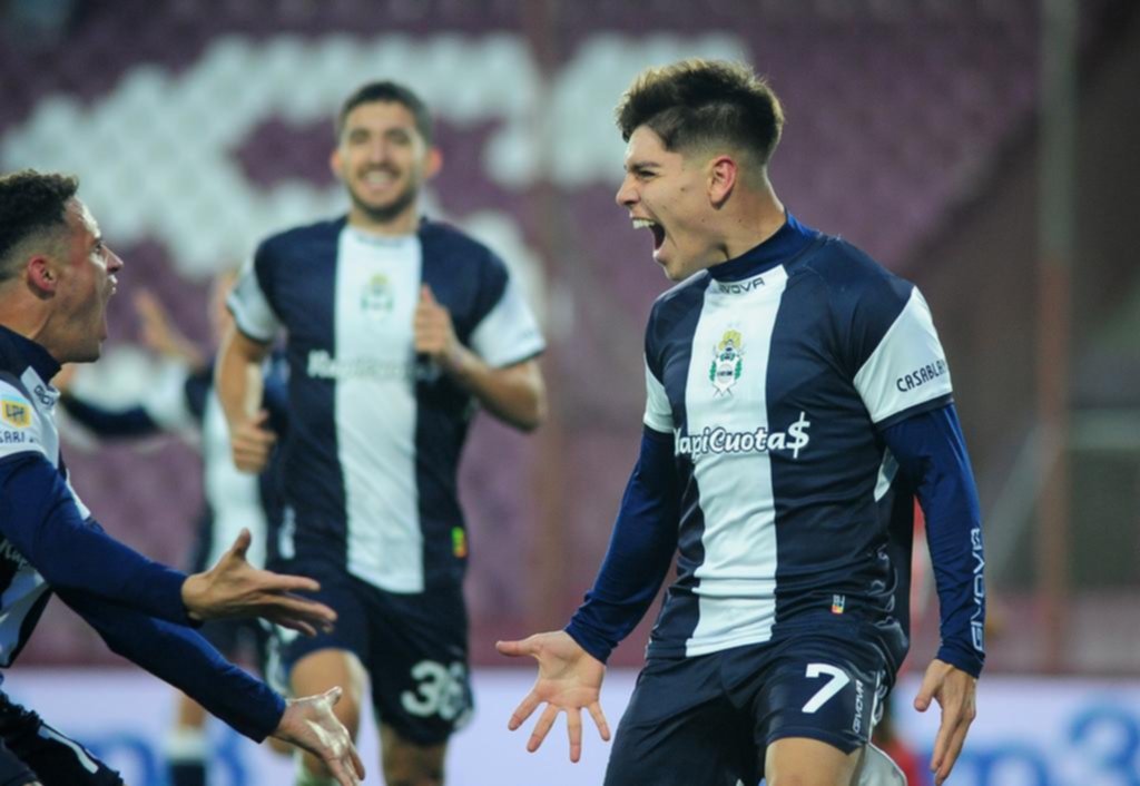 Un cuento feliz: Triunfo, avance en la Copa y gran despedida de Benjamín