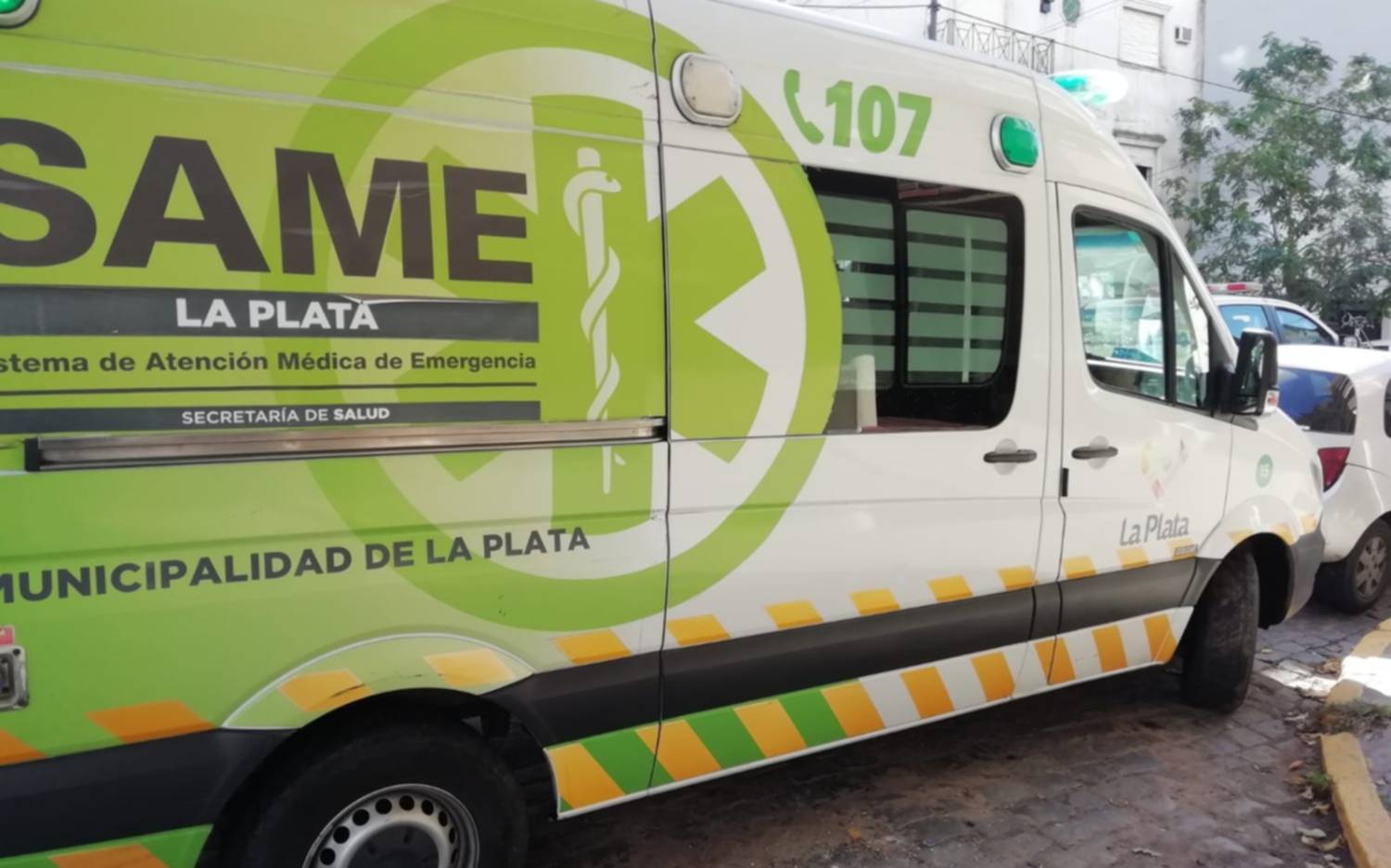 En La Plata, una mujer se descompensó cuando caminaba por la calle y perdió la vida