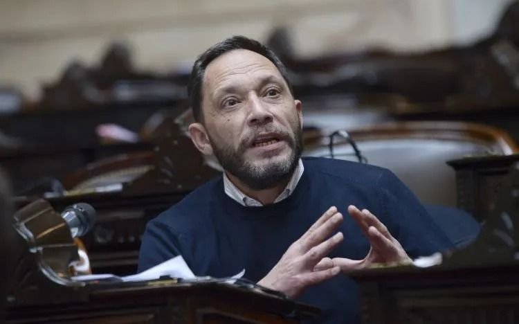 Legisladores opositores dijeron que insistirán con la votación de la ley