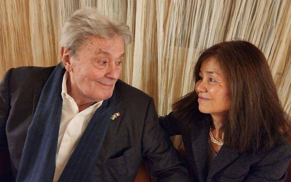 Lobo solitario: amores, decepciones y escándalos de Alain Delon