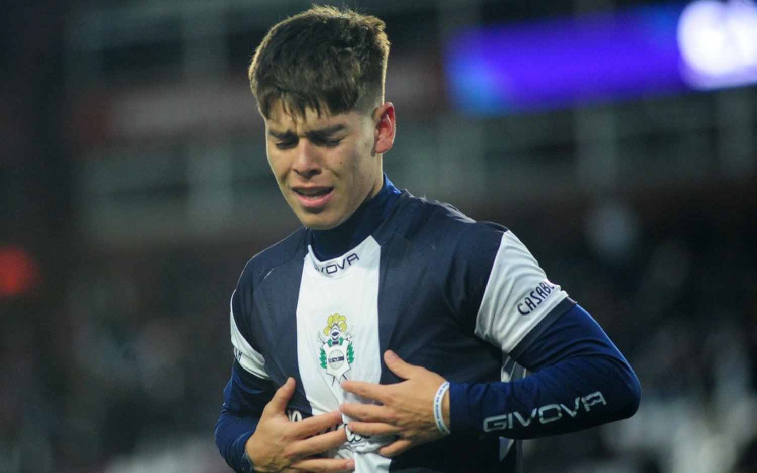 Benjamín Domínguez llegó a Italia y fue recibido por hinchas de Gimnasia: "Súper feliz"