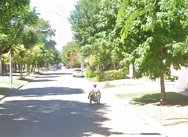 Feroz asalto a un jubilado en La Plata: atacaron de madrugada y lo amenazaron con un arma