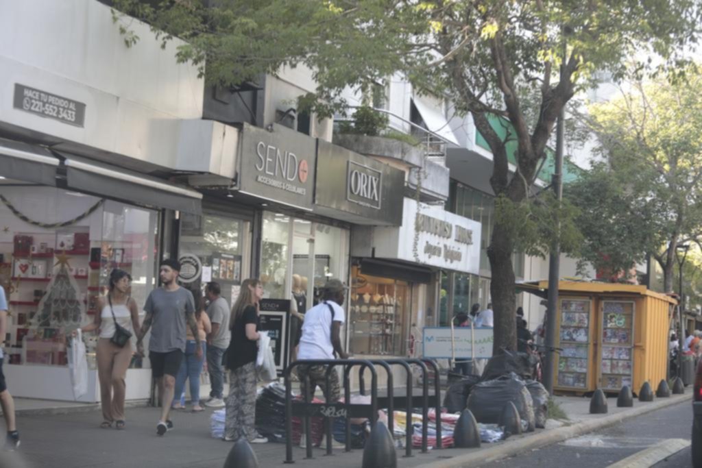 Llaman a licitación para obras en centros de 8 y 12