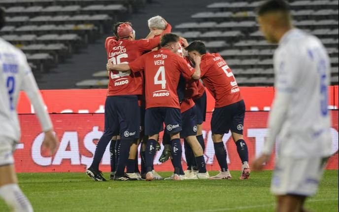 El Rojo sacó chapa y eliminó a Godoy Cruz