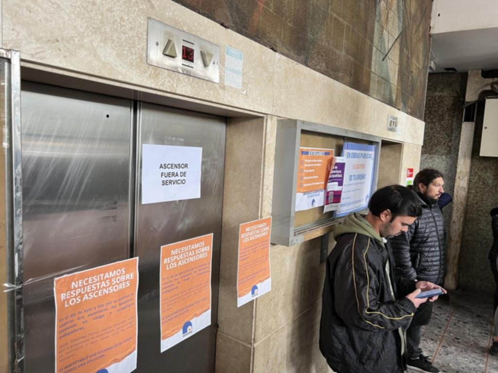 Ministerio de Infraestructura: tras caer un ascensor piden trabajar desde casa