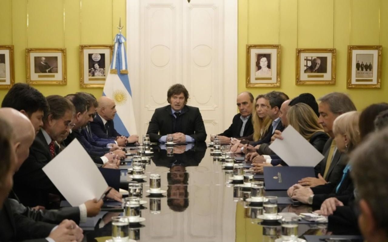 Tras la reunión con legisladores, Javier Milei firmará el veto total a la ley de jubilaciones
