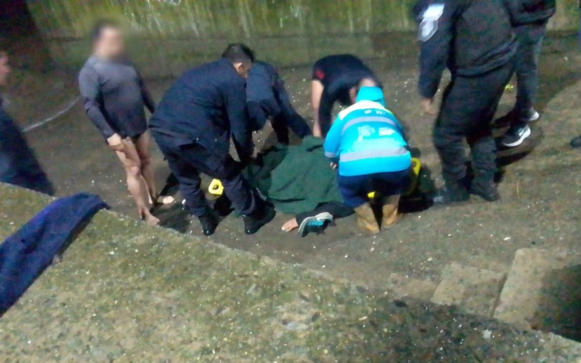 Punta Lara: tras un importante operativo, una mujer fue rescatada del río