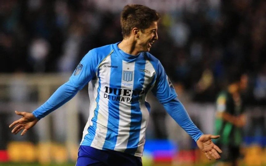 Racing hizo oficial la llegada de un viejo conocido: Luciano Vietto