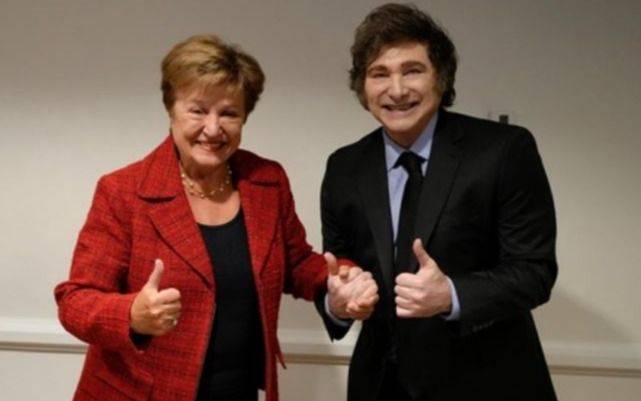 EL FMI apoyó el veto de Milei al aumento de las jubilaciones y advirtió por la suba del gasto público