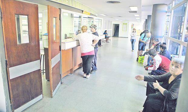 La Plata y la crisis en salud: el último hospital, hace más de medio siglo