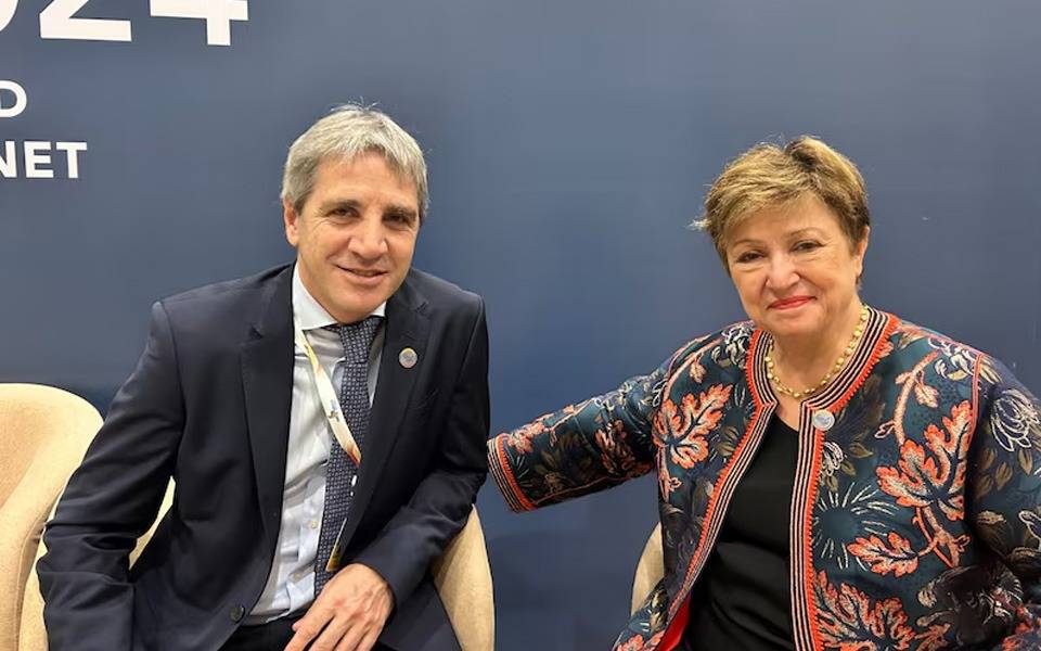 El FMI desembolsa otros US$ 2.000 millones y advierte al Gobierno por la desaceleración económica