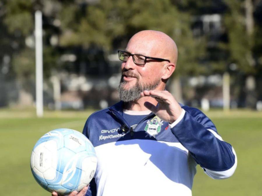 Orfila busca confirmar la formación titular para viajar a Mendoza