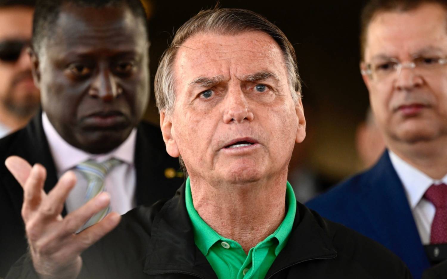 Ordenaron la prisión domiciliaria para el ex presidente brasileño Jair Bolsonaro 